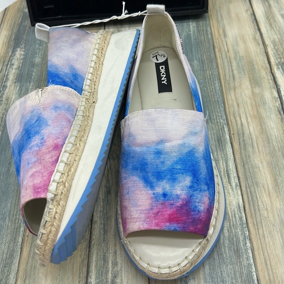 Dkny Shoes Dkny Womens Orza Wedges Size 75 Poshmark